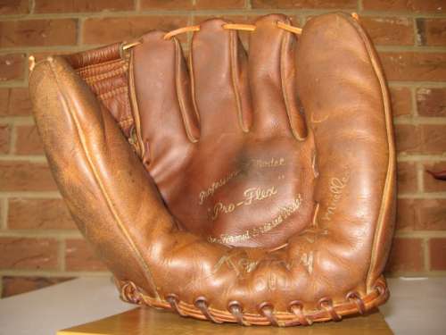 Don Mueller Kennedy 581 Front